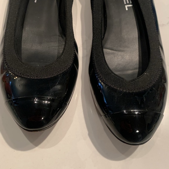 Chanel Ballet Flats - Picture 2 of 14